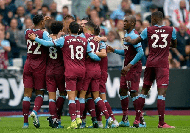  道格拉斯路易斯世界波，维拉主场击溃西汉姆联